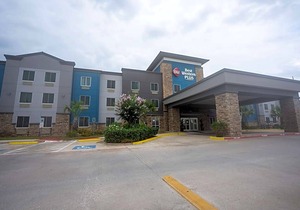 Best Western Plus Seabrook Suites