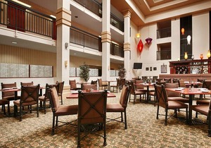 Best Western Plus Villa Del Lago Inn