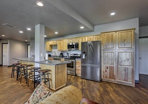 Black Hills Unit w/ Fire Pit, 3 Mi to ATV Trails!