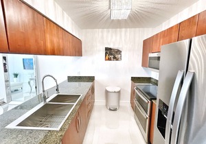 ✶ Blissful Sky Residence w/Ocean & City Views ✶