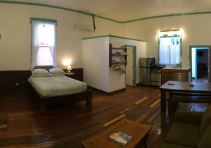 Blu-Buck Mercantile Hotel Apt. B