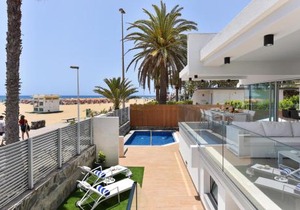 Blue Ocean by VillaGranCanaria