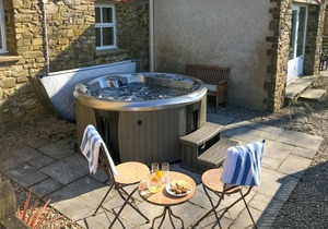 Bluebell Cottage - Two Bedroom House, Sleeps 4