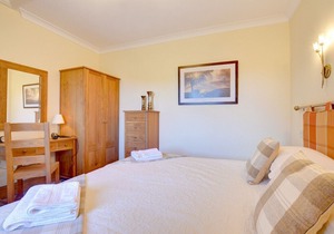 Bluebell Cottage - Two Bedroom House, Sleeps 4