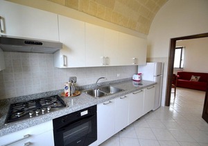 Borgo Salino D: A characteristic and welcoming apartment in the characteristic style of the Apulian countryside, with Free WI-FI.