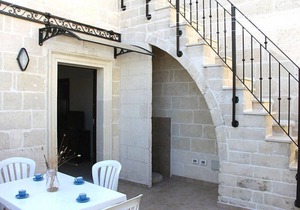 Borgo Salino D, fully refundable with voucher*: A characteristic and welcoming apartment in the characteristic style of the Apulian countryside, with Free WI-FI.