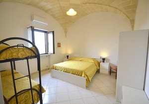 Borgo Salino D, fully refundable with voucher*: A characteristic and welcoming apartment in the characteristic style of the Apulian countryside, with Free WI-FI.
