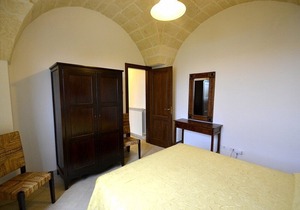 Borgo Salino E, fully refundable with voucher*: A characteristic and welcoming apartment in the characteristic style of the Apulian countryside, with Free WI-FI.