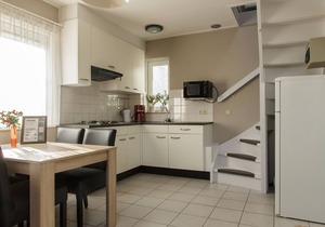 Boszicht 3 aan de Kust luxury apartment 4 adults and 1 children. Beach 800 mtr