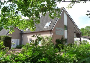 Boszicht 3 aan de Kust luxury apartment 4 adults and 1 children. Beach 800 mtr
