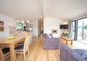 Boutique and spacious luxury lodge, perfect for a romantic escape.