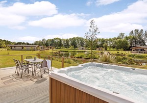 Boutique and spacious luxury lodge, perfect for a romantic escape.