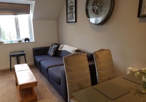 Bowness On Windermere, Lovely Apartment for 4 With Parking