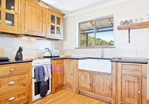 Braeside Cabin Three - Parsonsia