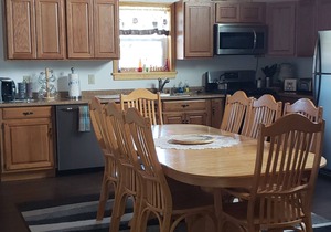 "BRAND NEW" SNOW VALLEY CHALET 1 MILE FROM HOLIDAY VALLEY