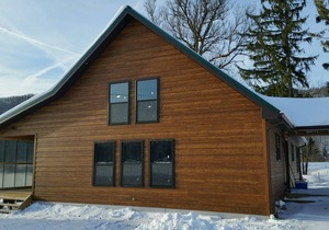 "BRAND NEW" SNOW VALLEY CHALET 1 MILE FROM HOLIDAY VALLEY