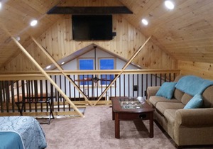 "BRAND NEW" SNOW VALLEY CHALET 1 MILE FROM HOLIDAY VALLEY