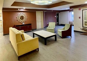 Brandywine Plaza Hotel SureStay Collection by Best Western