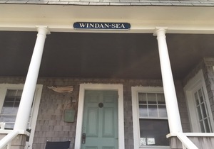 BRANT POINT breezes, spectacular views. Perfect for family. Walk to Town/Beach!