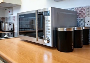 ☆Bright Apartment, Near University + City Centre☆