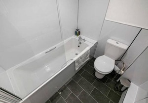 ☆Bright Apartment, Near University + City Centre☆