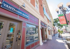 Bright, Clean Loft in Downtown San Diego!