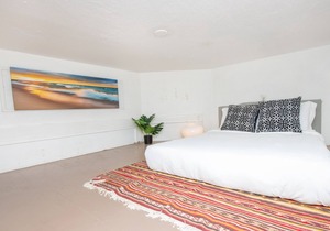 Bright Downtown San Diego Loft!