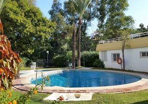 Bright&Large Penthouse, 2Terraces, Pools, Garden, 2 swimming Pools,Beachs, Golf
