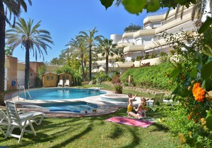 Bright&Large Penthouse, 2Terraces, Pools, Garden, 2 swimming Pools,Beachs, Golf