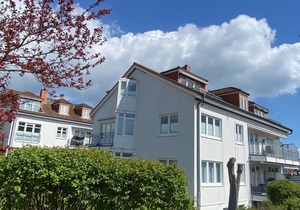 Bright, modern 2-room vacation apartment for 4 people with balcony by the Baltic Sea