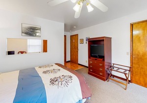 Bright Studio w/ Free WiFi - Walkable Locale Near Pulteney Square & Keuka Lake