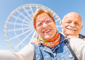 Brilliant 6 berth caravan for hire at Naze Marine in Essex ref 17342BR