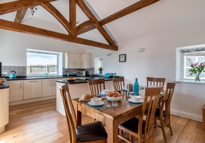 Bryn Eithin - Three Bedroom House, Sleeps 6