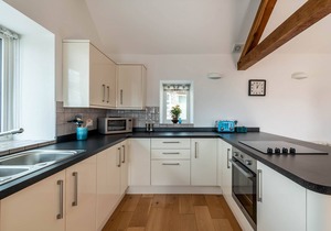 Bryn Eithin - Three Bedroom House, Sleeps 6