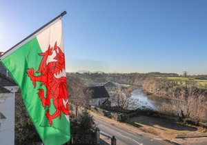 Bryn Min Manton Penthouse