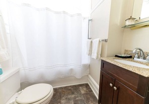 Buccaneer Room - Captain’s Quarters Inn