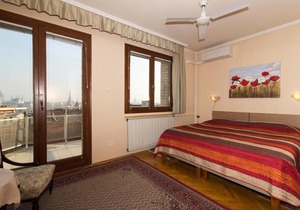 Budavar Bed and Breakfast