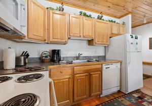 Bugle Point B14 (Private Hot tub) River Views!