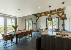 Bungalow ∙ 4 bedrooms ∙ 8 guests