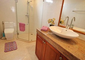 BUTTERFLY GARDEN BOUTIQUE RESIDENCES Apts and villas, A Lifestyle Destination Ex Lg 1-3 bedroom units , Full kitchen, 2 Full bathrooms, Rain shower, Spa bath, FREE BBQ, Free fast fiber optic WIFI, Staff 24-7