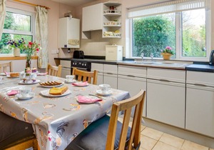 Bwthyn Conwy - Three Bedroom House, Sleeps 6