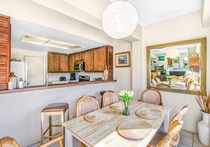 C63: 3BD CONDO + Balcony + 2 bathrooms