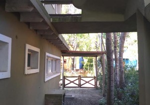 Cabañas con jardin cochera quincho y parrilla, 3 cuadras centro 4 playa