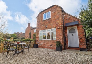 Cabin ∙ 2 bedrooms ∙ 4 guests