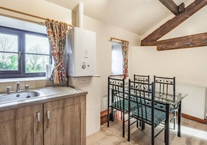 Cabin ∙ 2 bedrooms ∙ 4 guests