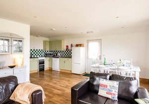 Cabin ∙ 2 bedrooms ∙ 4 guests
