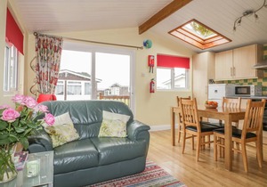 Cabin ∙ 2 bedrooms ∙ 4 guests