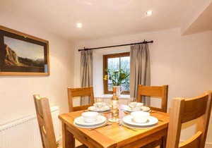 Cabin ∙ 2 bedrooms ∙ 4 guests