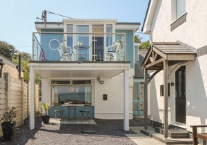 Cabin ∙ 2 bedrooms ∙ 4 guests