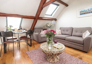 Cabin ∙ 2 bedrooms ∙ 4 guests